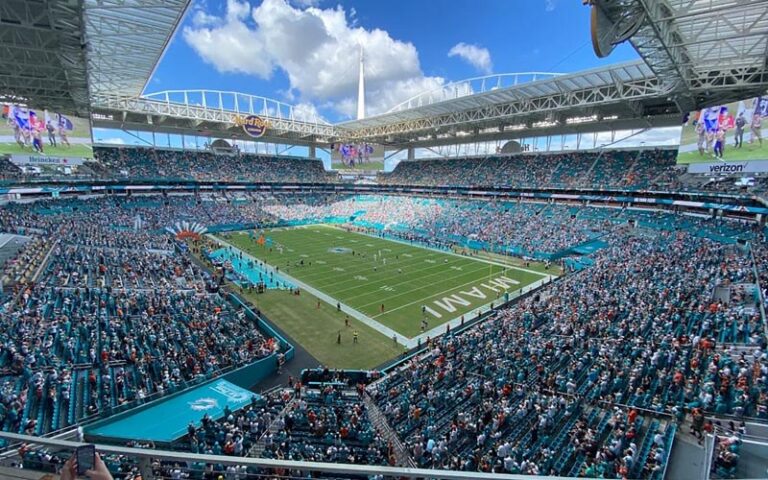 羅馬風采獲,德羅西盛讚,球隊今夜表,香港赛马场,香港赛马,赛马活动,马会资讯